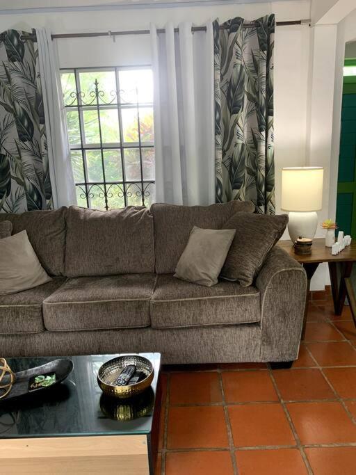 Reefside Villa Crown Point Eksteriør bilde